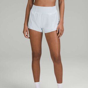 Lululemon Hotty Hot High-Rise Short, 2.5 inch, size 6